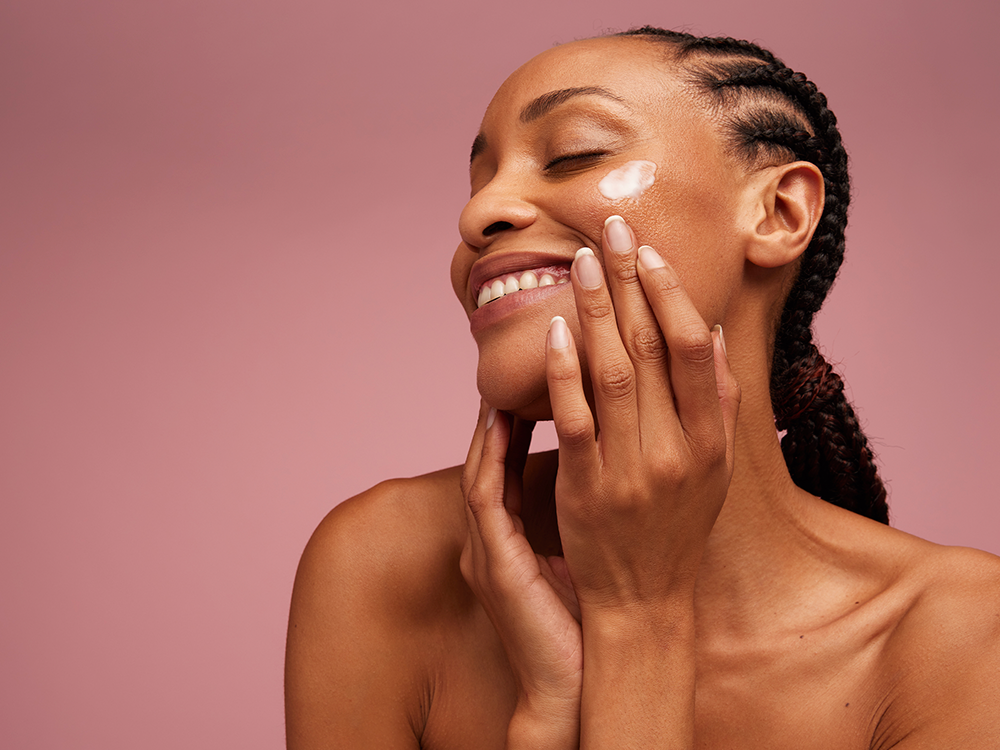 Pode passar hidratan Descubra os melhores produtos da CeraVe para cuidados com a pele: hidratação, limpeza e proteção com ceramidas e ácido hialurônico.